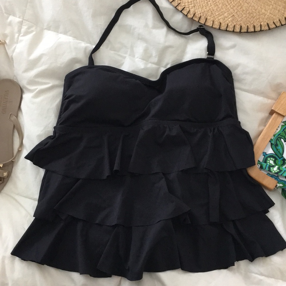 Black Halter Ruffled Swimsuit Top 12
